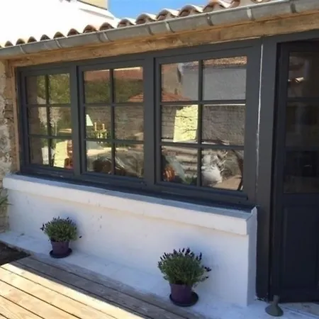 House Ars En Re La Maison Aux Marches Hébergement de vacances *